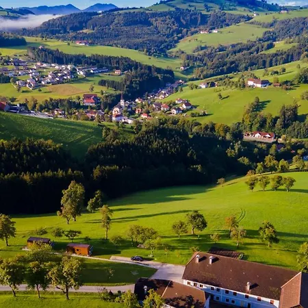 Apartment Tiny House Birner *